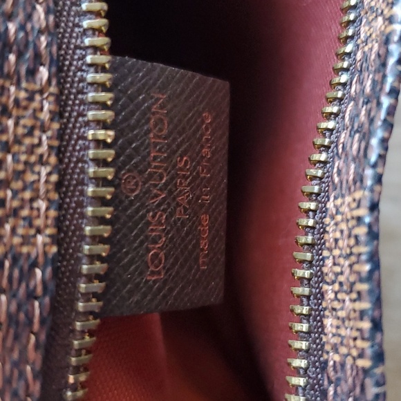 EUC Damier Ebene Canvas Trousse Makeup Bag w/ Strap - Picture 8 of 12